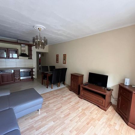 Moonlight Apartment Gyor Exterior photo